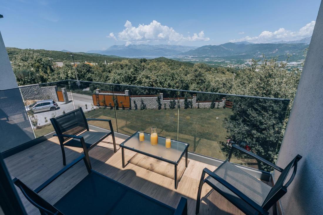 Villa Principium With Infinity Edge Pool&Hot Tub 코토르 외부 사진